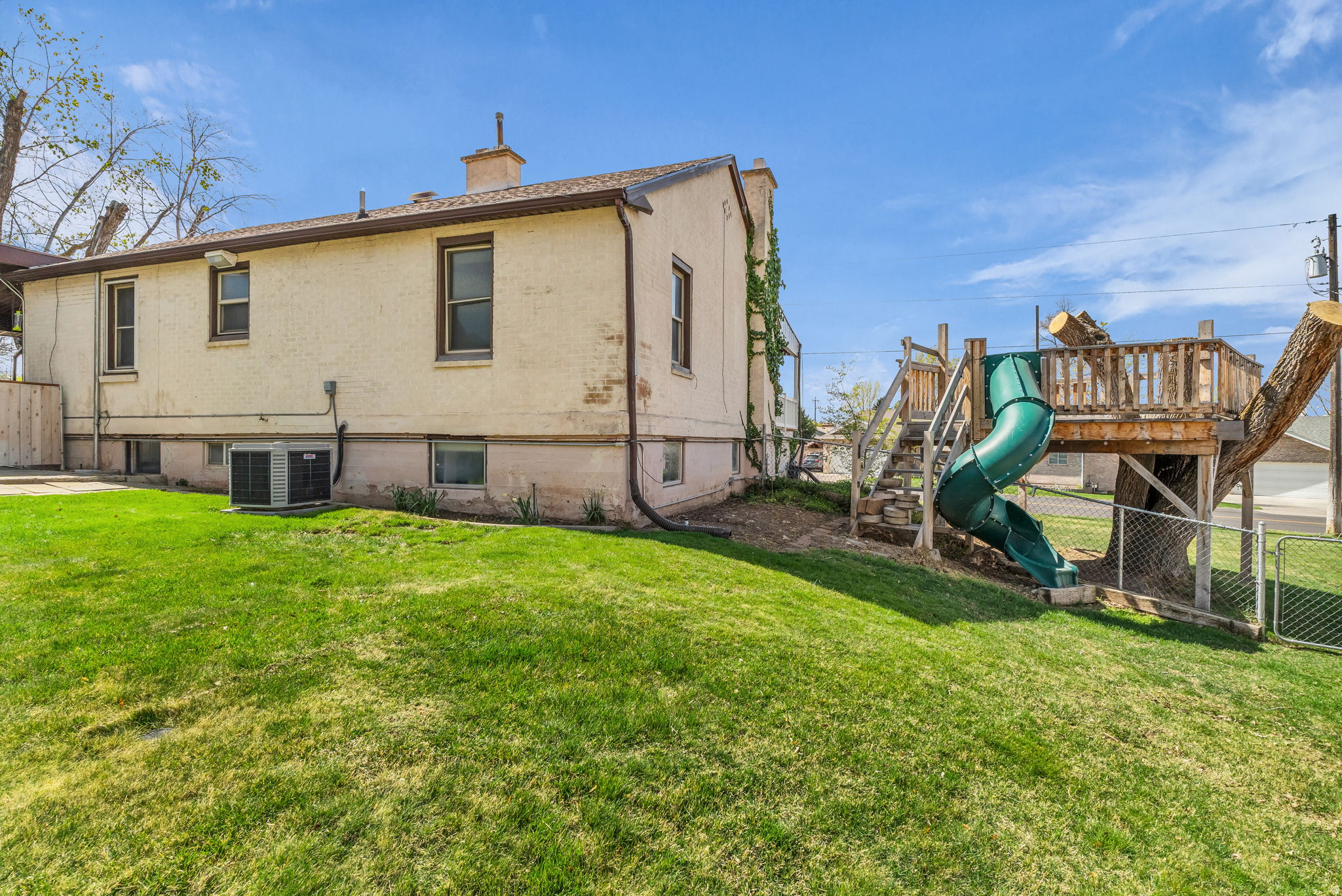 TOWN VIEW - Residential