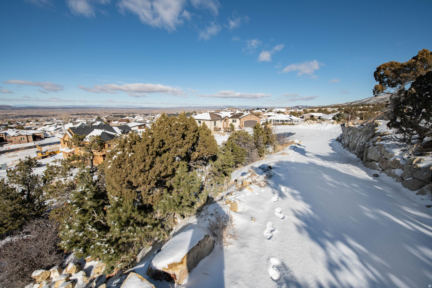 ASHDOWN FOREST PUD - Land