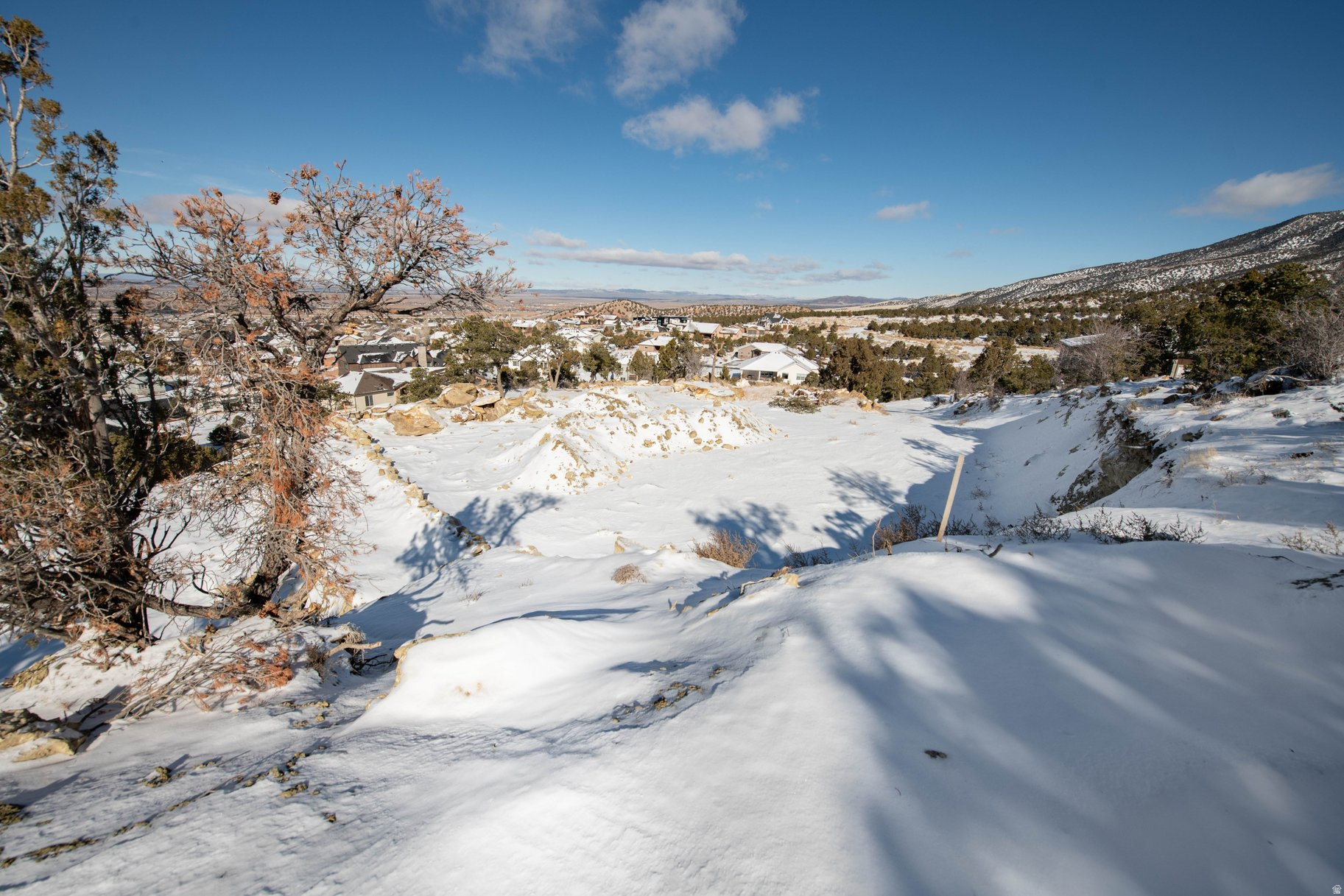 ASHDOWN FOREST PUD - Land