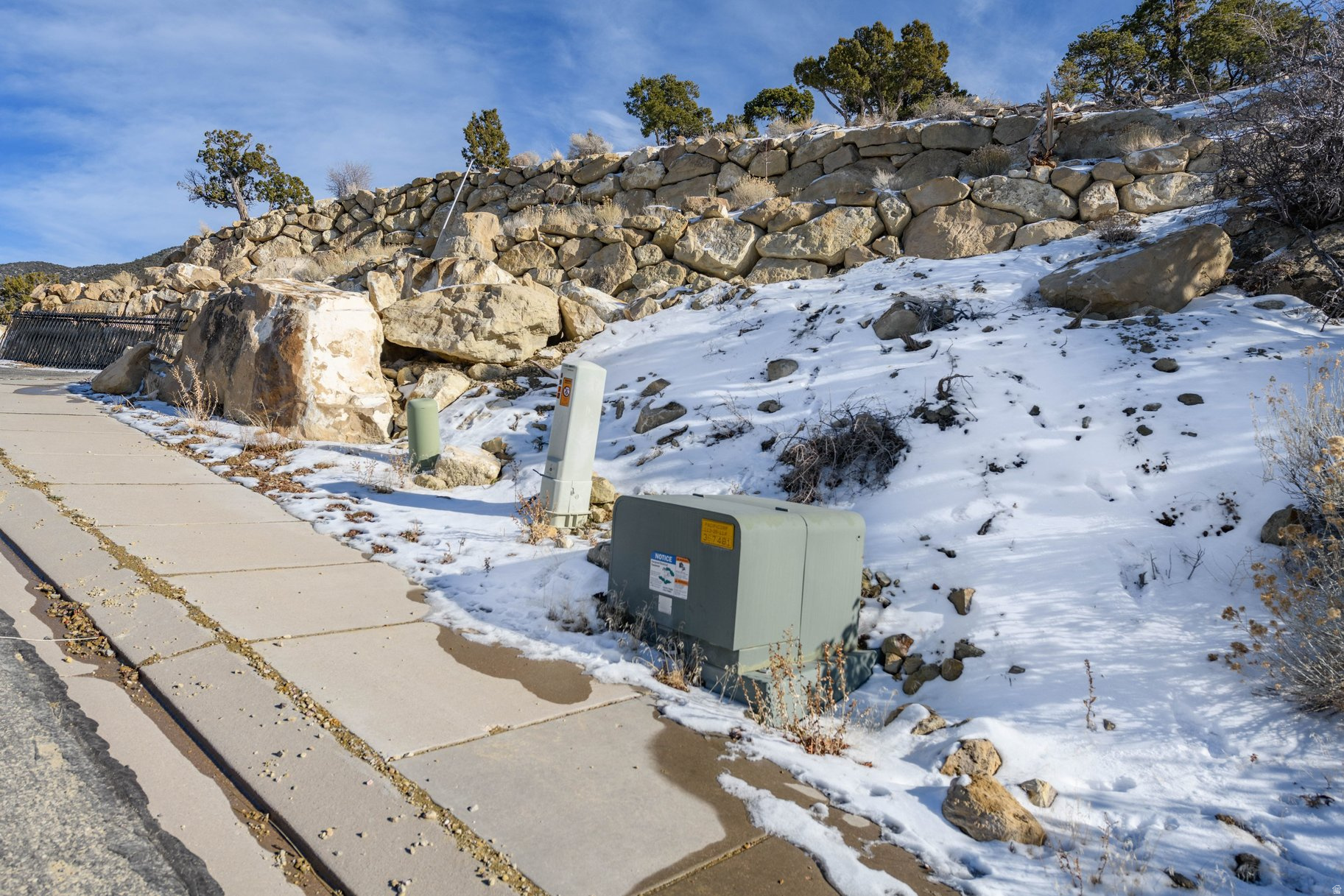 ASHDOWN FOREST PUD - Land