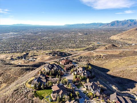 Tiny photo for 1293 E FAWN POINTE CT S #29, Draper, UT 84020 (MLS # 2152481)