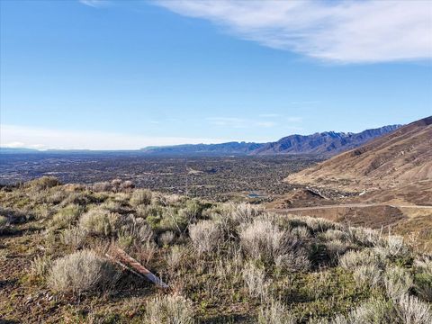 Tiny photo for 1293 E FAWN POINTE CT S #29, Draper, UT 84020 (MLS # 2152481)