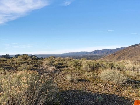 Tiny photo for 1293 E FAWN POINTE CT S #29, Draper, UT 84020 (MLS # 2152481)