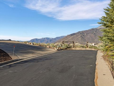 Tiny photo for 1293 E FAWN POINTE CT S #29, Draper, UT 84020 (MLS # 2152481)