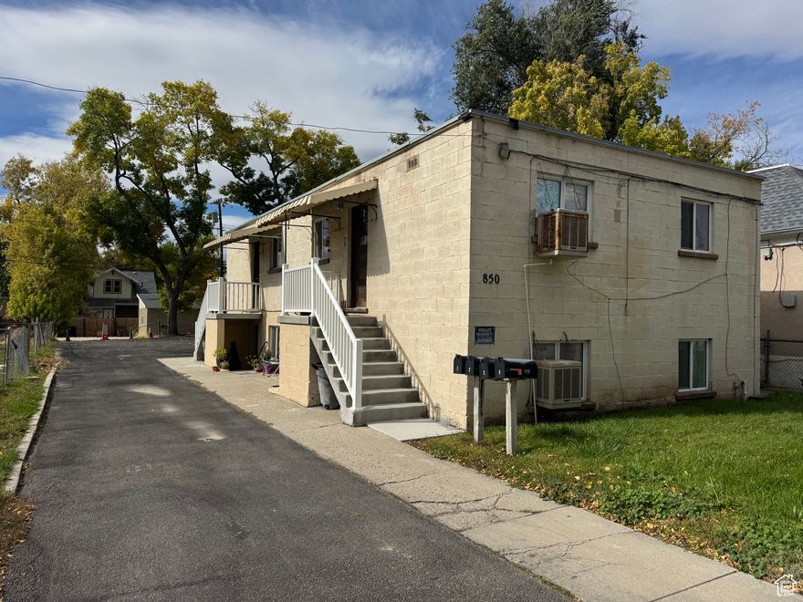 This property has the 4-plex at 850 Lake and the house at 856 Lake   Street.   One of the units in the 4-plex has  washer dryer hook ups.  All units have been well maintained.  The two buildings are on one parcel.  Make offers subject to inside inspection.