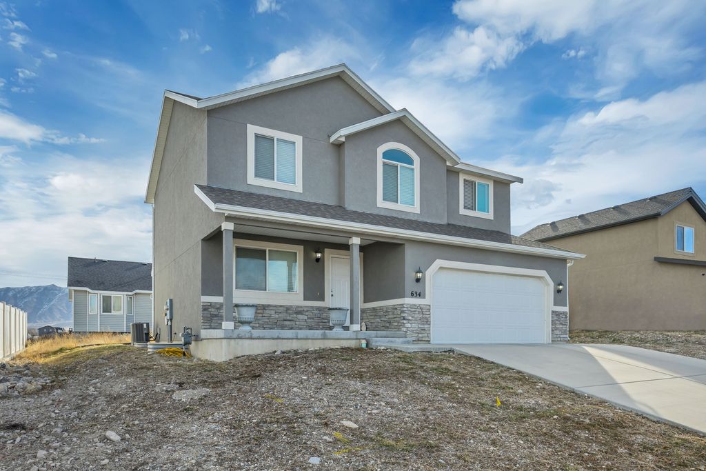 Photo of 634 N 640 W, Tooele, UT 84074 (MLS # 2136866)