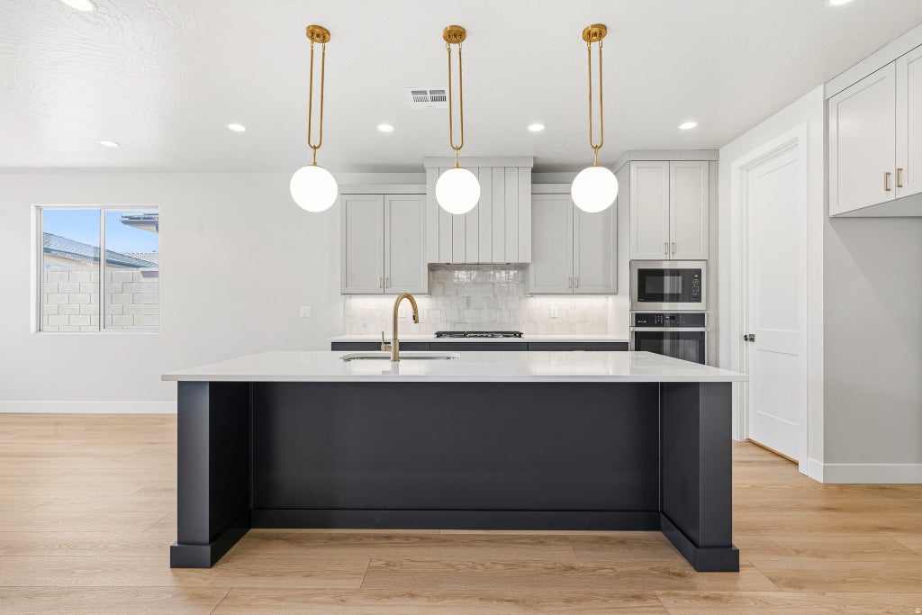 Photo of 1613 N ASCENT ST #152, Washington, UT 84780 (MLS # 2174421)