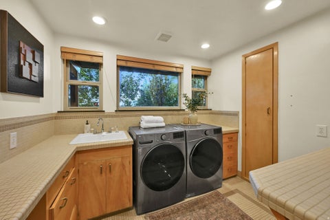 Tiny photo for 828 N EASTCAPITOL BLVD, Salt Lake City, UT 84103 (MLS # 2185912)