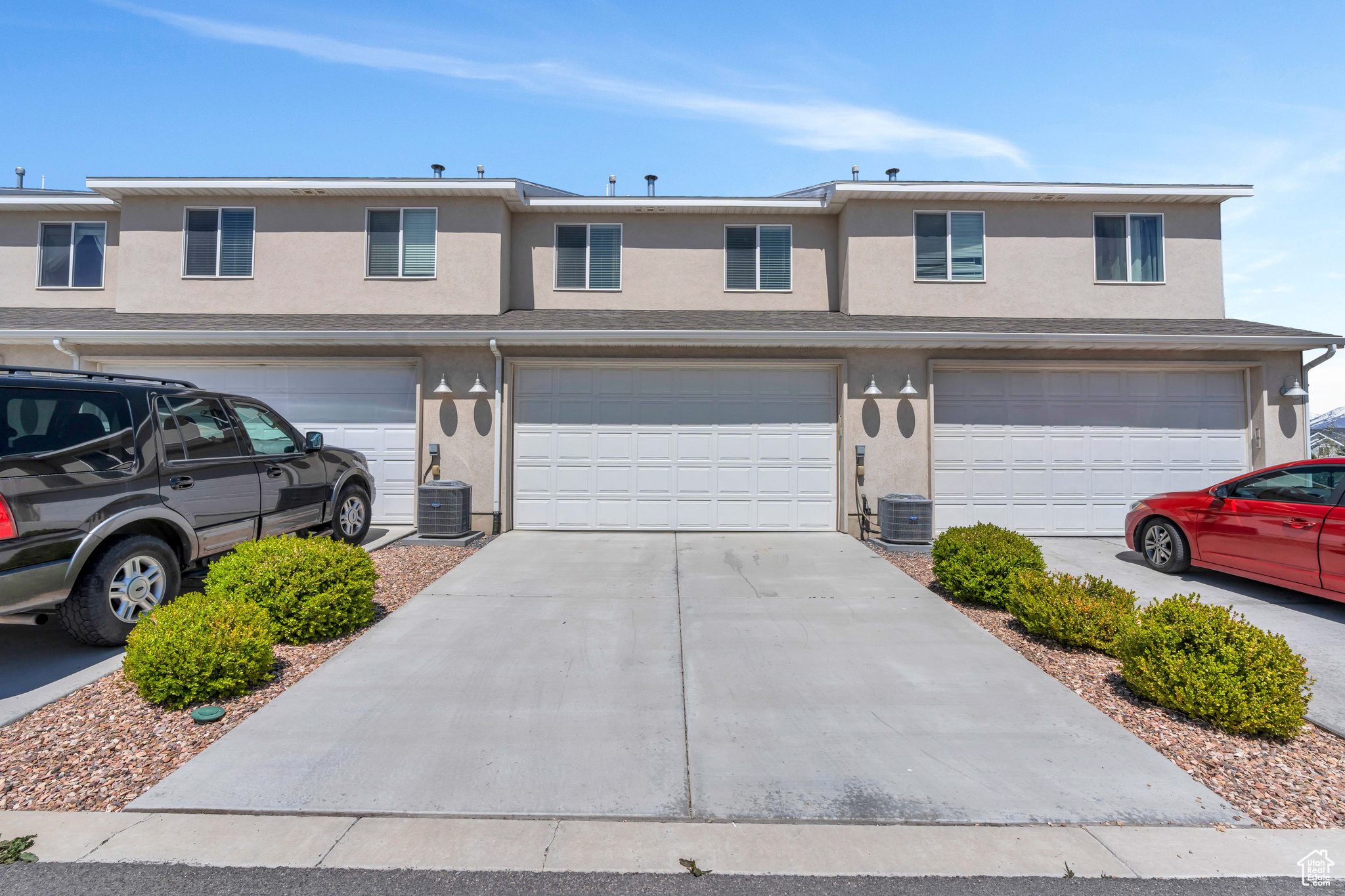 Saratoga Springs, Utah 84045, United States, 3 Bedrooms Bedrooms, ,2 BathroomsBathrooms,Residential,Pending,58704