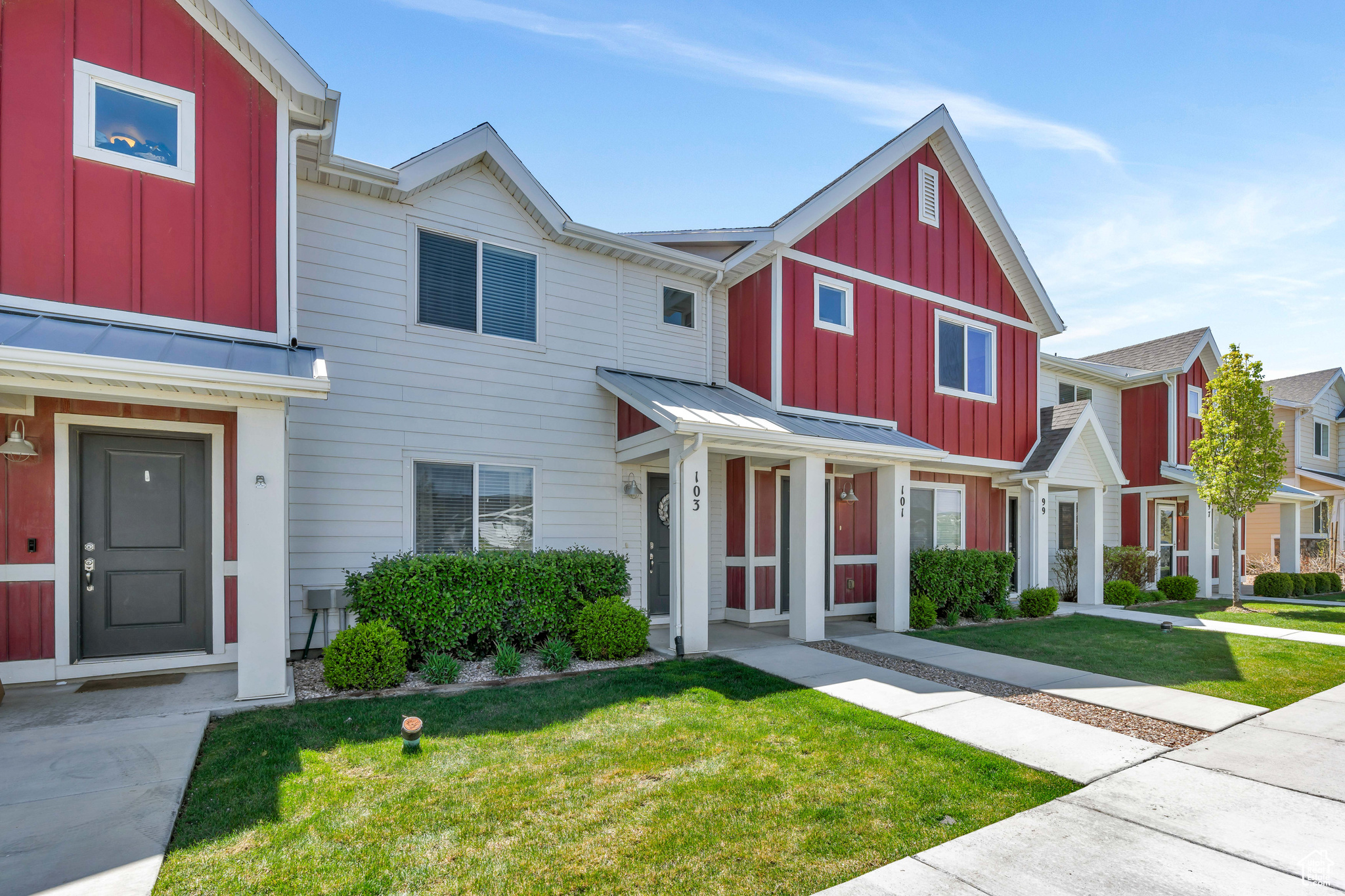 Saratoga Springs, Utah 84045, United States, 3 Bedrooms Bedrooms, ,2 BathroomsBathrooms,Residential,Pending,58704