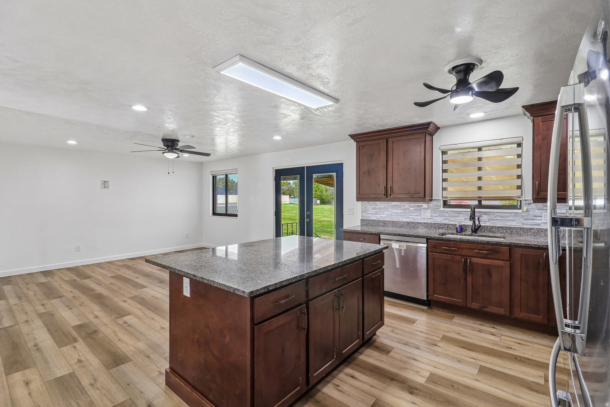 BONANZA ACRES - Residential