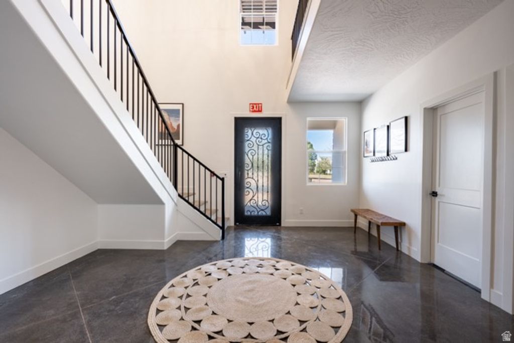 Photo of 4234 W CAMBRIDGE PKWY, Hurricane, UT 84737 (MLS # 2129088)