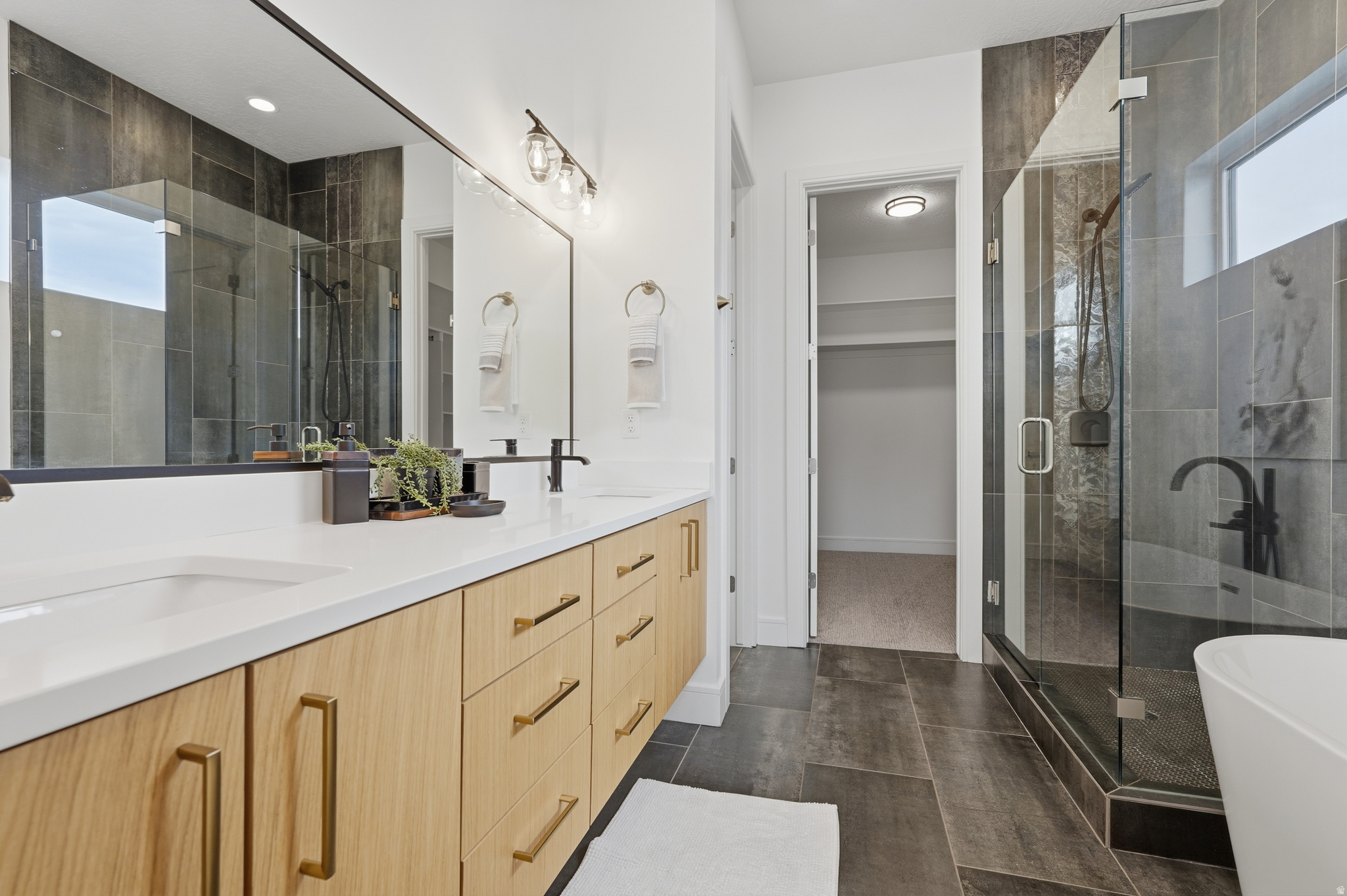 6TH STREET COTTAGES - Residential