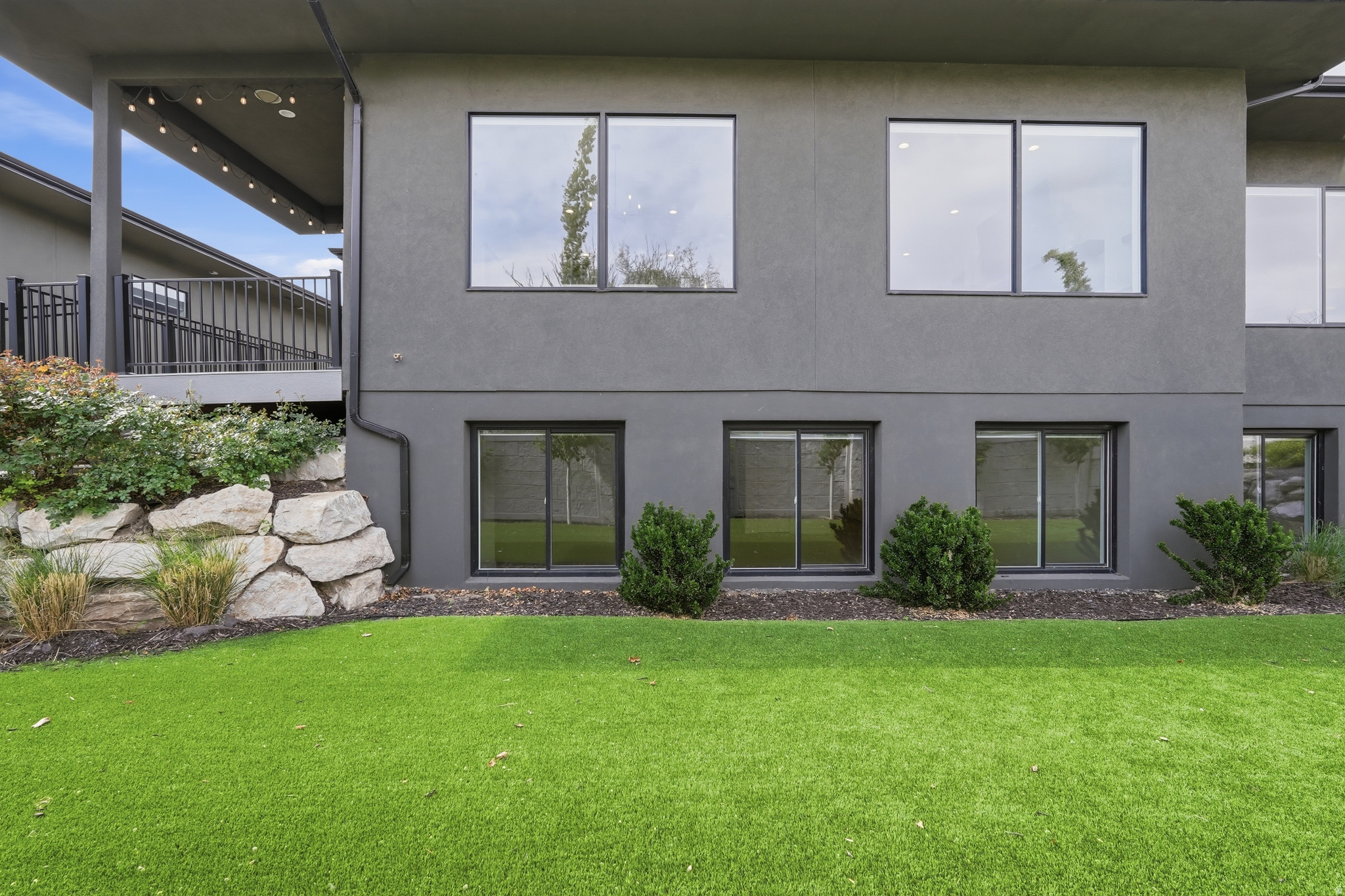 6TH STREET COTTAGES - Residential