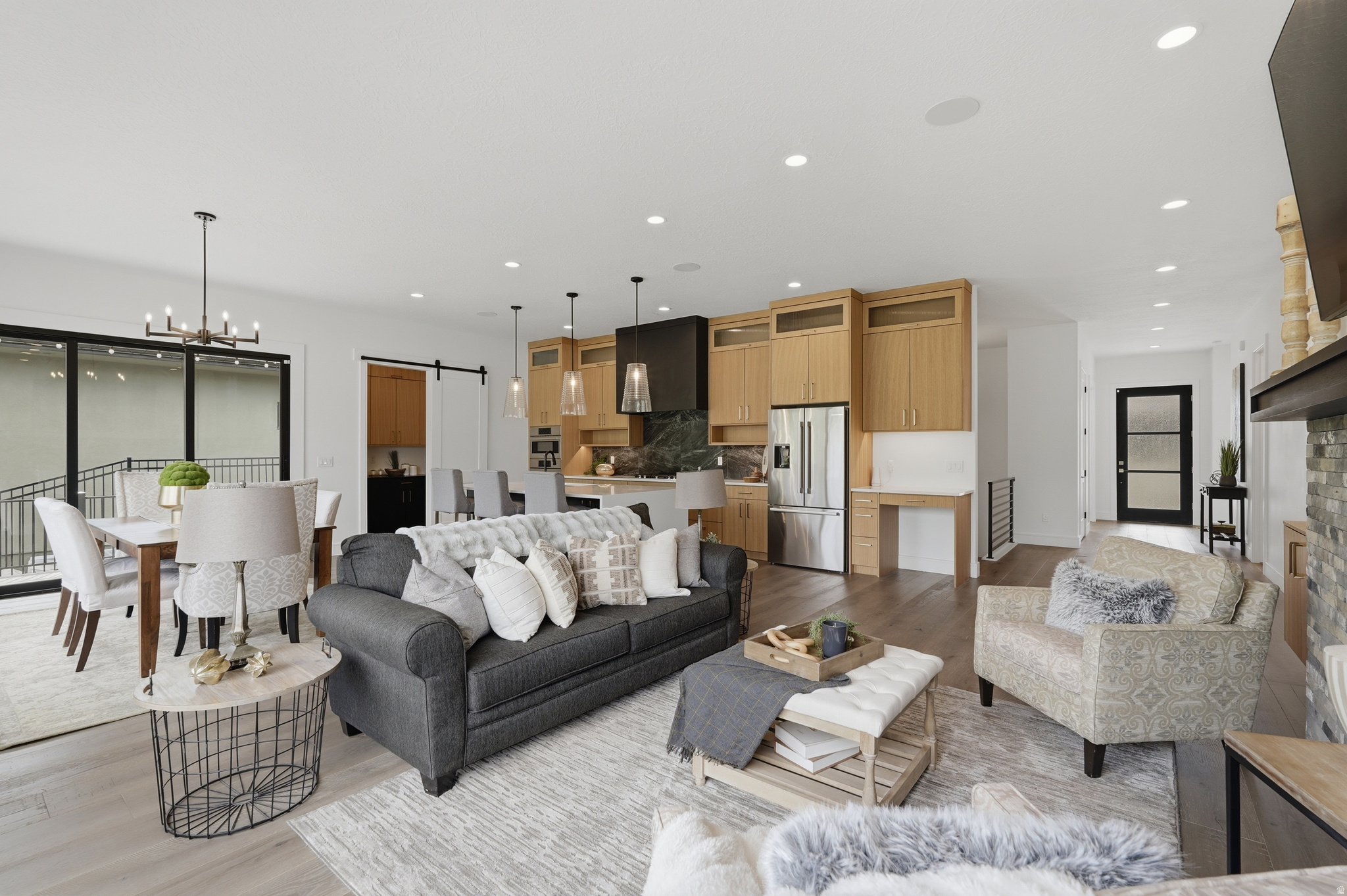 6TH STREET COTTAGES - Residential
