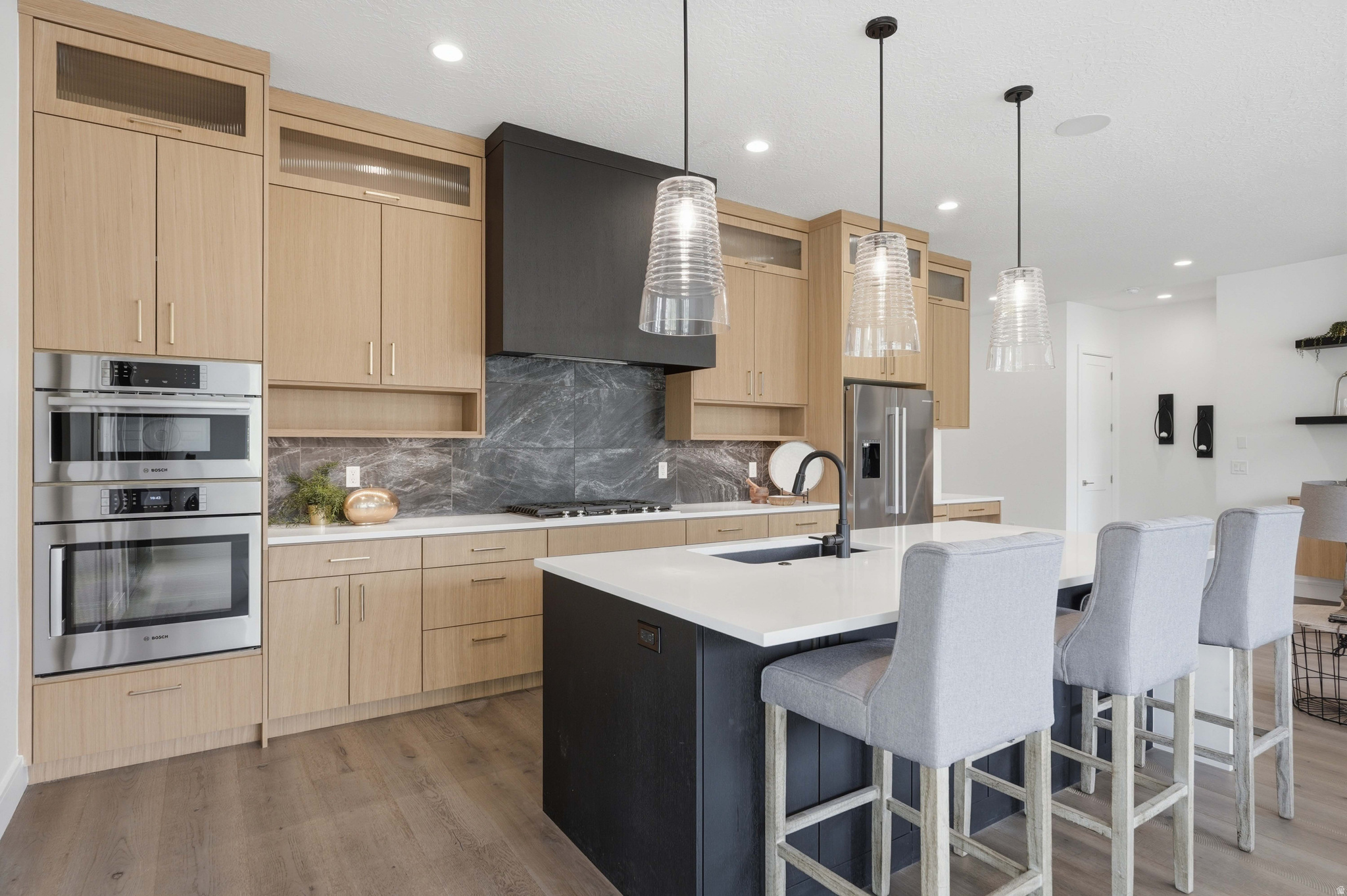 6TH STREET COTTAGES - Residential