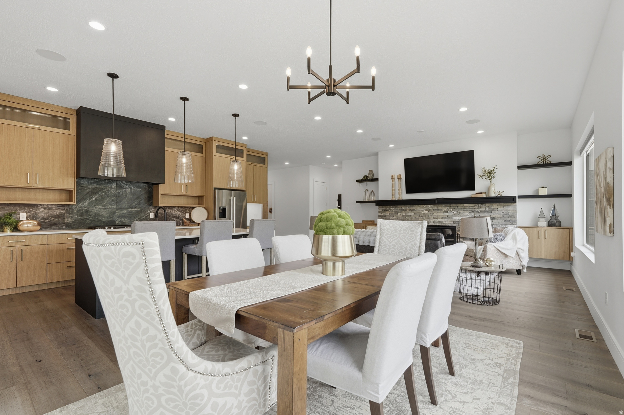 6TH STREET COTTAGES - Residential