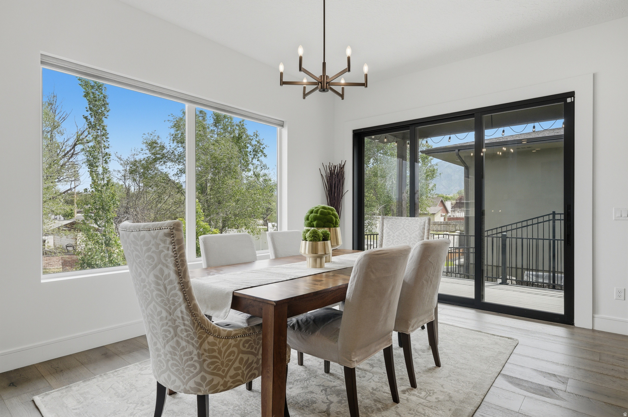 6TH STREET COTTAGES - Residential