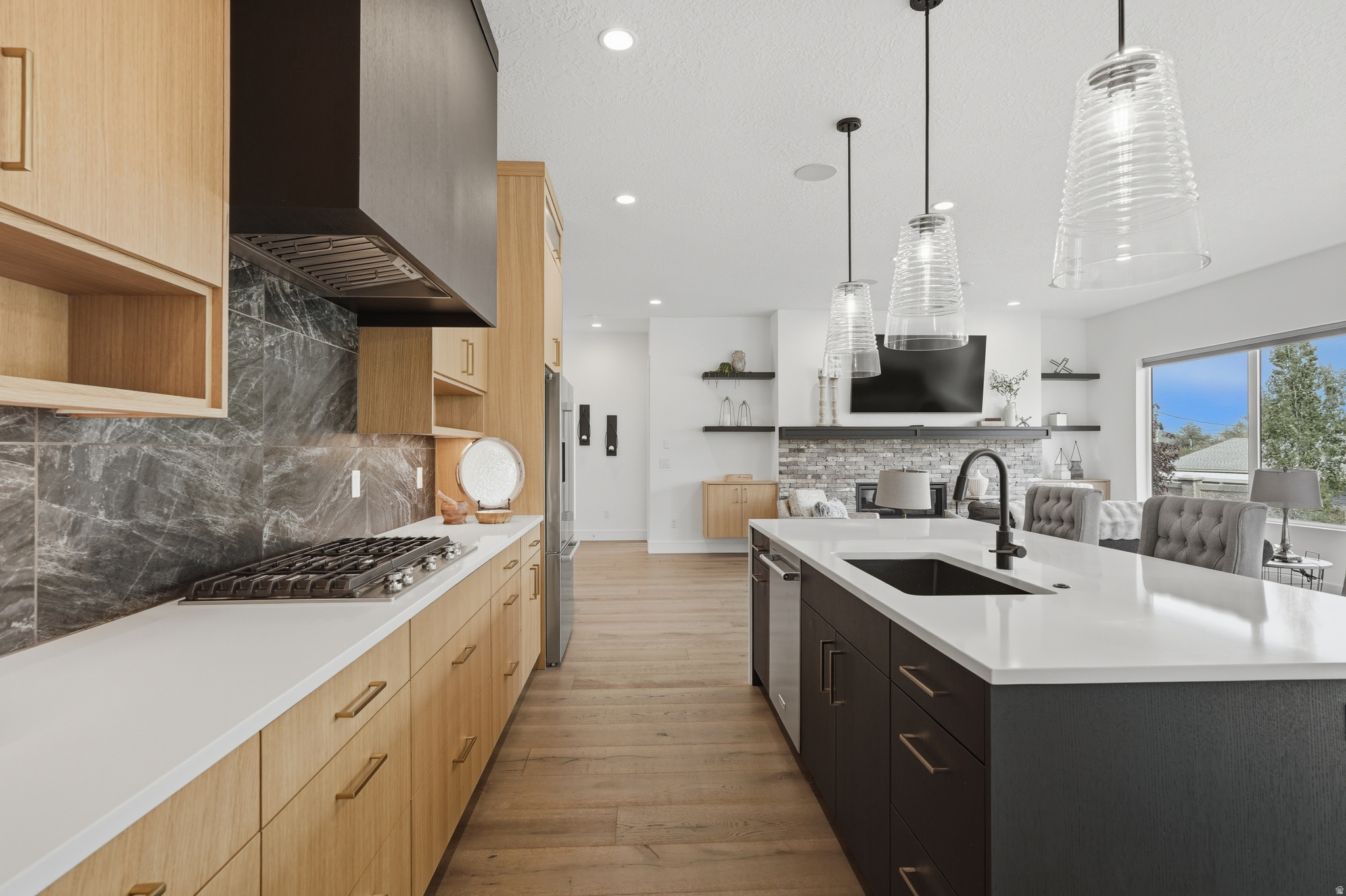 6TH STREET COTTAGES - Residential