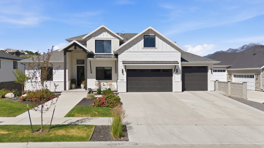 Photo of 1632 W WIDGEON LN, Bluffdale, UT 84065 (MLS # 2165810)