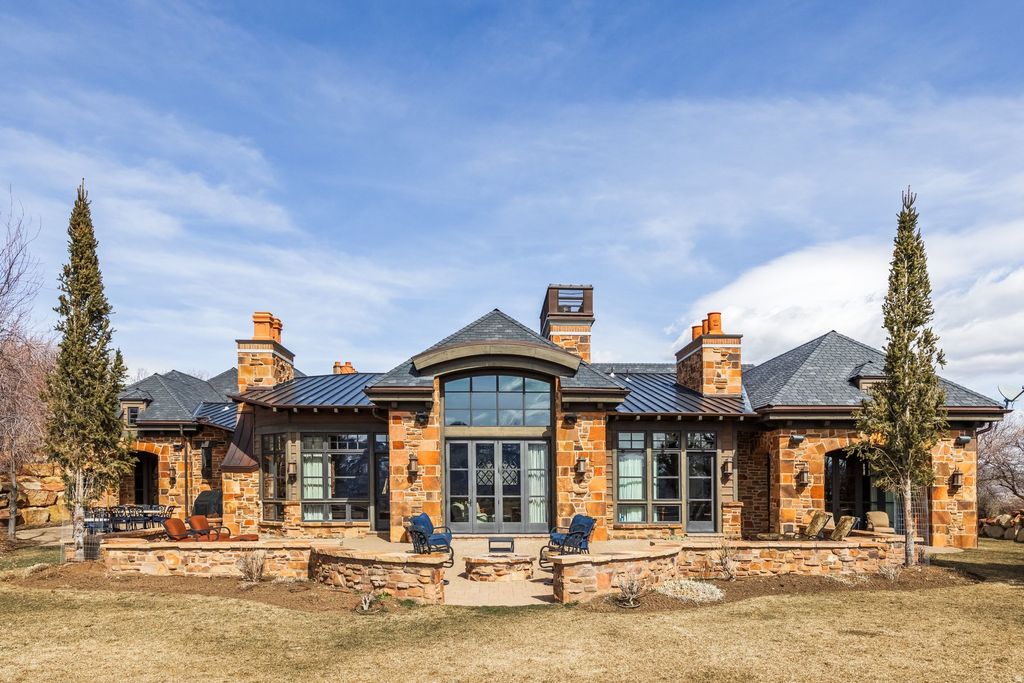 Photo of 1083 SNOW BERRY ST, Park City, UT 84098 (MLS # 2145494)