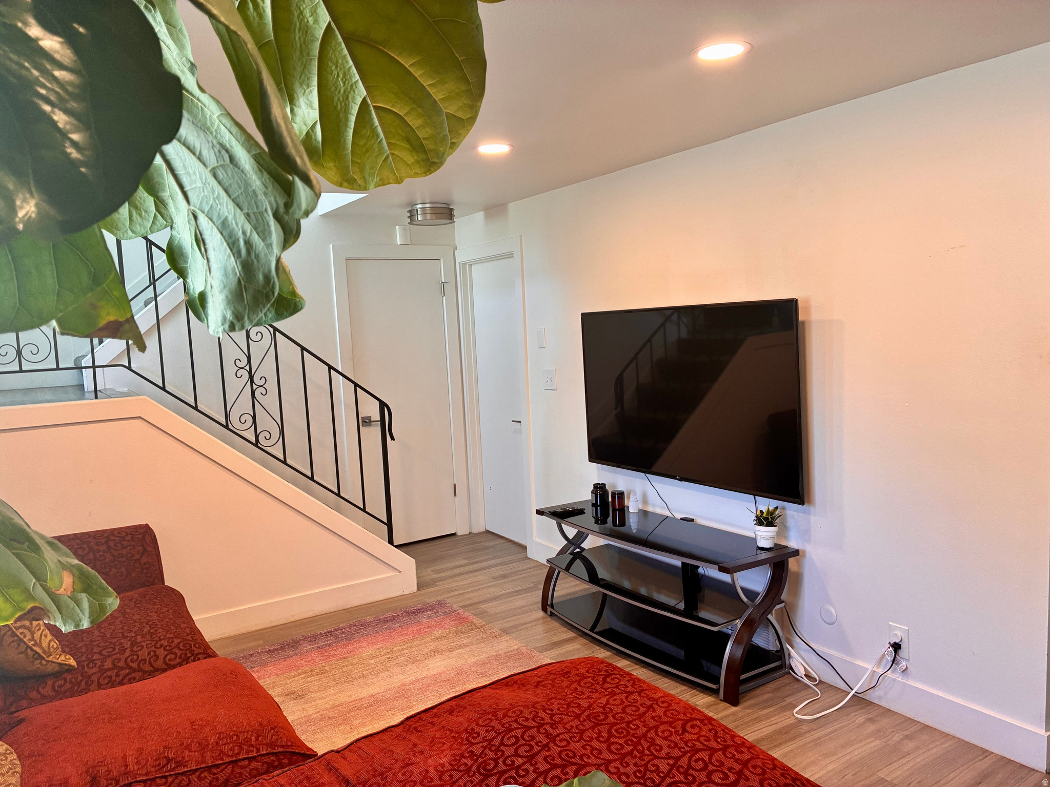 HIDDENCREEK - Residential