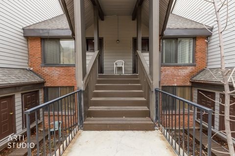 Photo of 3815 N WOLF CREEK DR N #111, Eden, UT 84310 (MLS # 2163507)