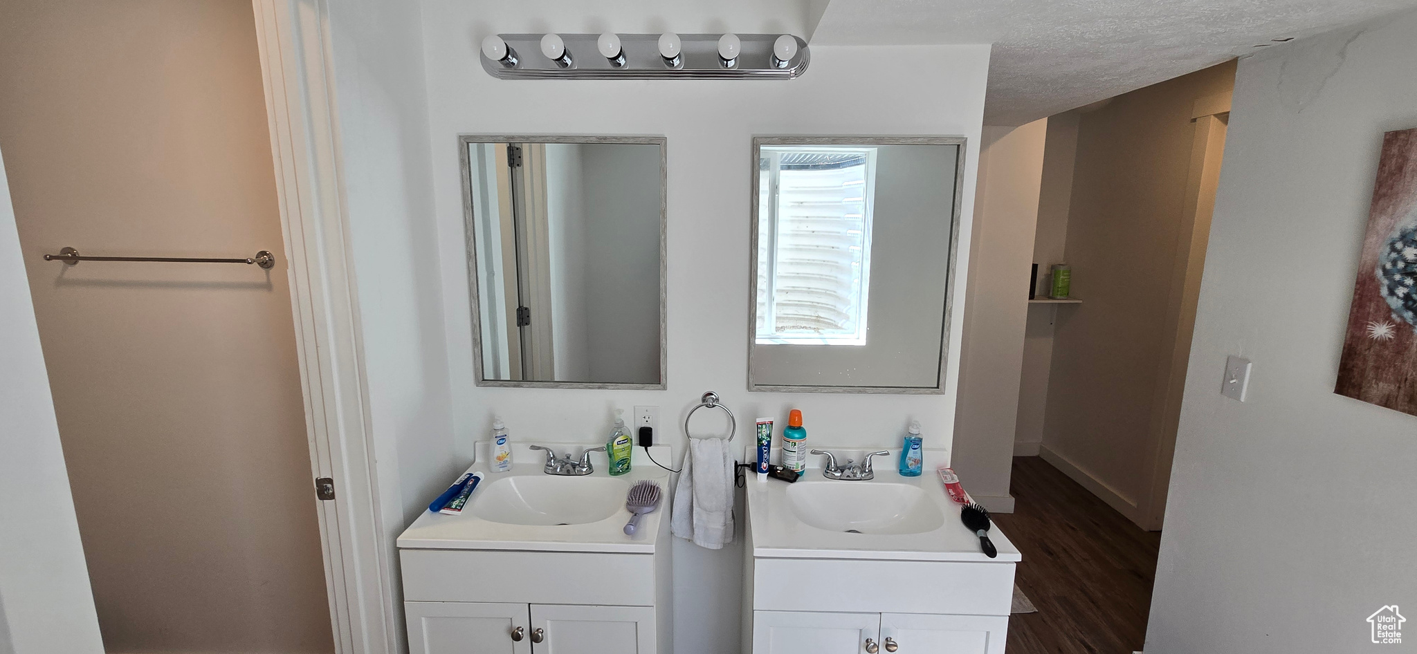 EPHRAIM - Residential