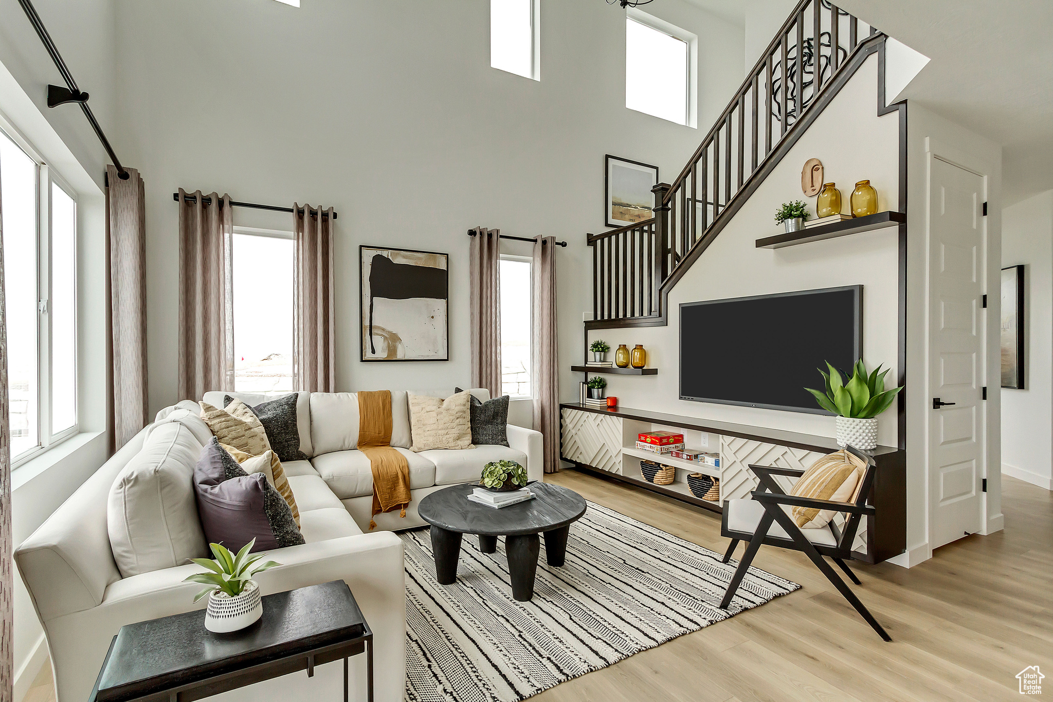 HARMONY PLACE - Residential