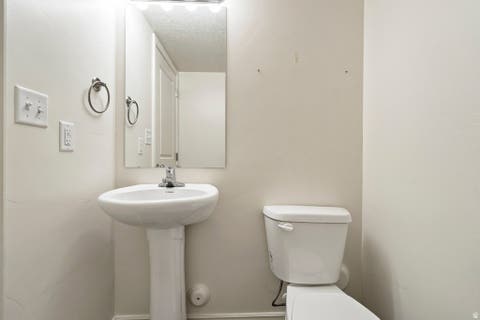 Tiny photo for 716 S 220 W, Spanish Fork, UT 84660 (MLS # 2180578)