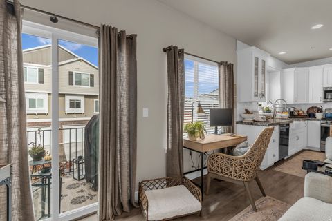 Tiny photo for 5403 W MOUNT LYELL PL, Herriman, UT 84096 (MLS # 2125591)