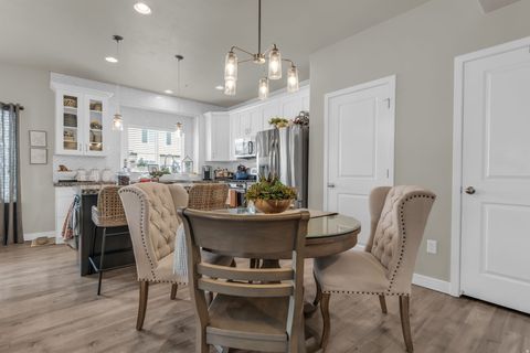 Tiny photo for 5403 W MOUNT LYELL PL, Herriman, UT 84096 (MLS # 2125591)