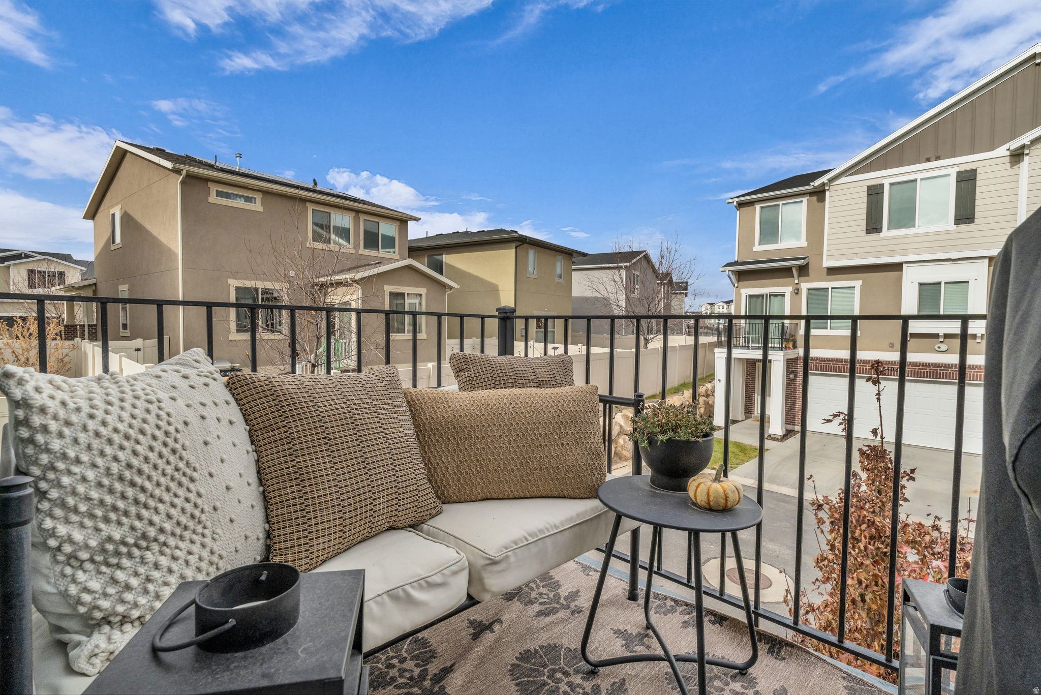 YOSEMITE PARK LOFTS - Residential