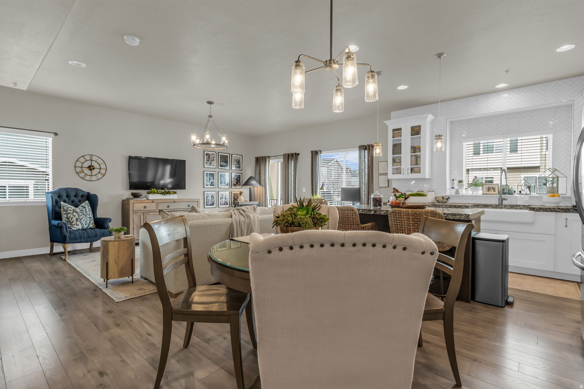 YOSEMITE PARK LOFTS - Residential