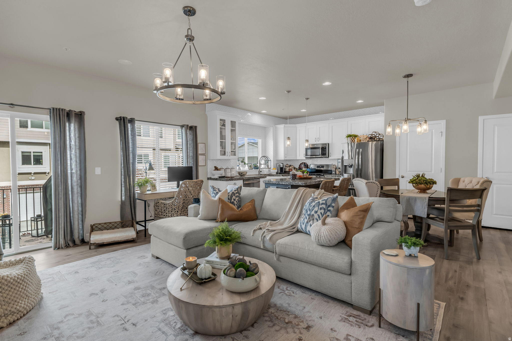 YOSEMITE PARK LOFTS - Residential