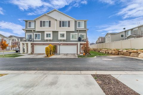 Tiny photo for 5403 W MOUNT LYELL PL, Herriman, UT 84096 (MLS # 2125591)