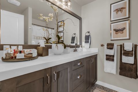 Tiny photo for 5403 W MOUNT LYELL PL, Herriman, UT 84096 (MLS # 2125591)