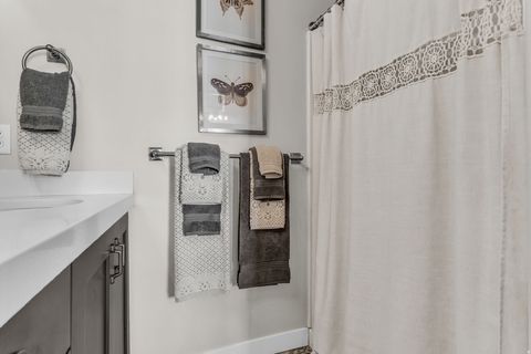 Tiny photo for 5403 W MOUNT LYELL PL, Herriman, UT 84096 (MLS # 2125591)