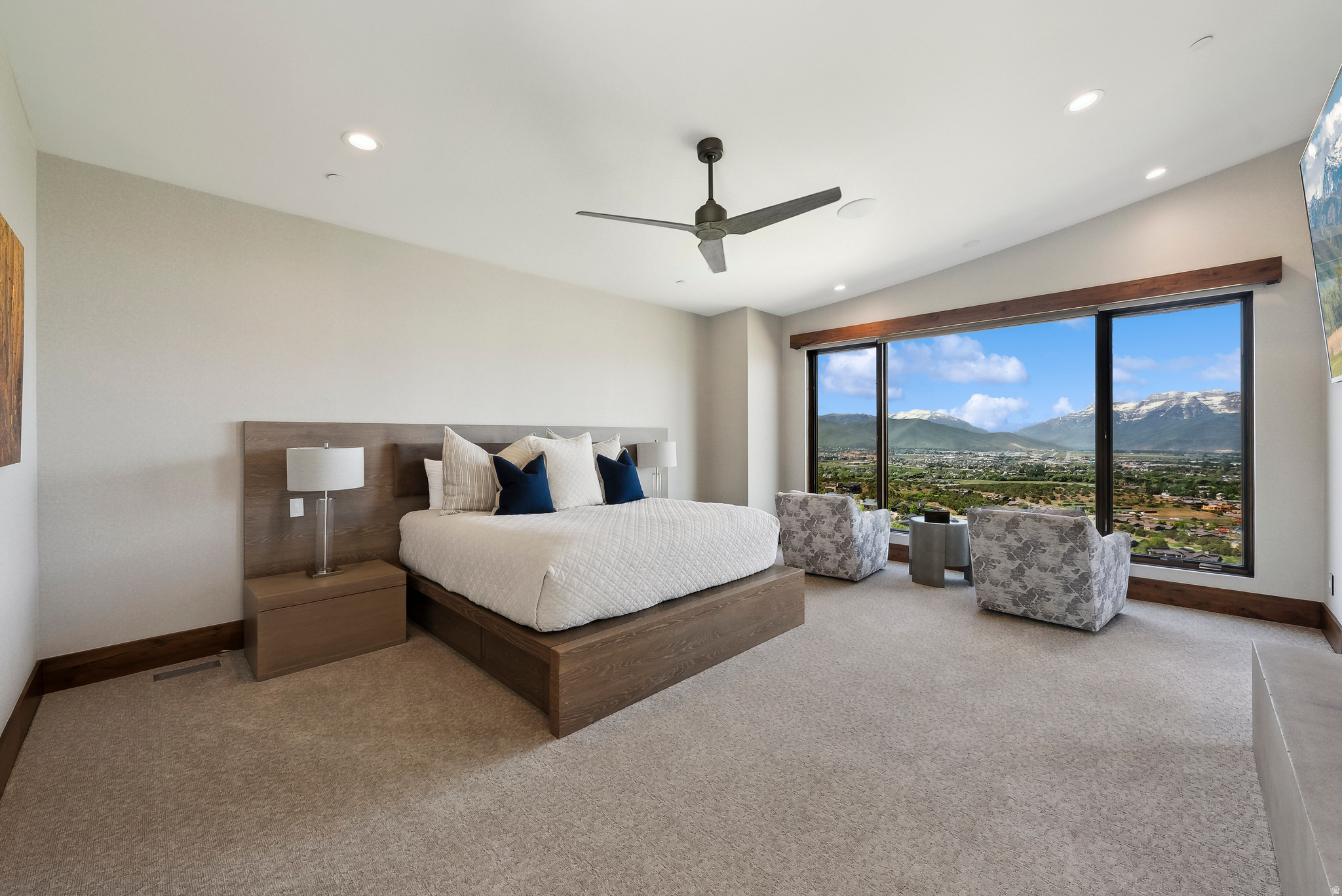 RED LEDGES - Residential