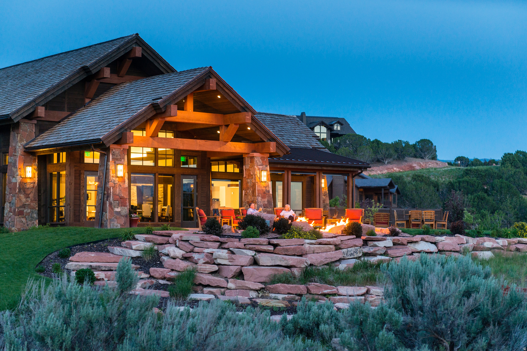RED LEDGES - Residential
