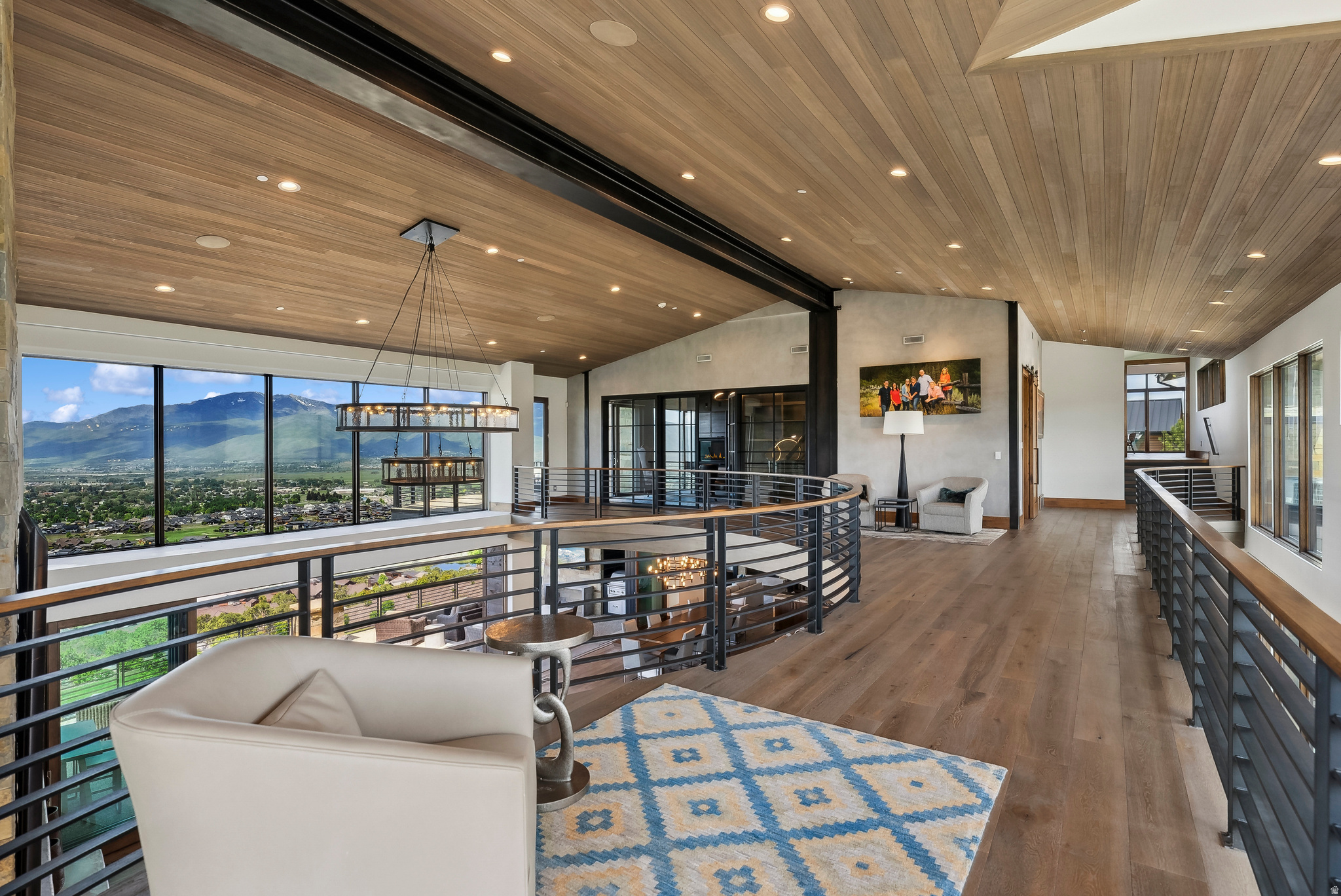 RED LEDGES - Residential