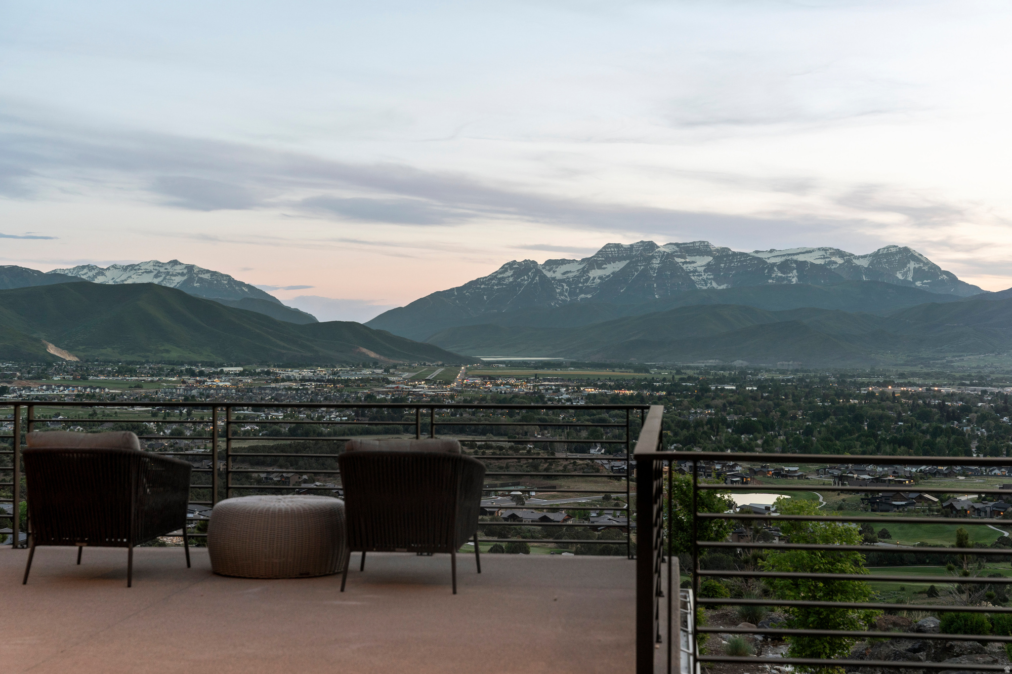 RED LEDGES - Residential