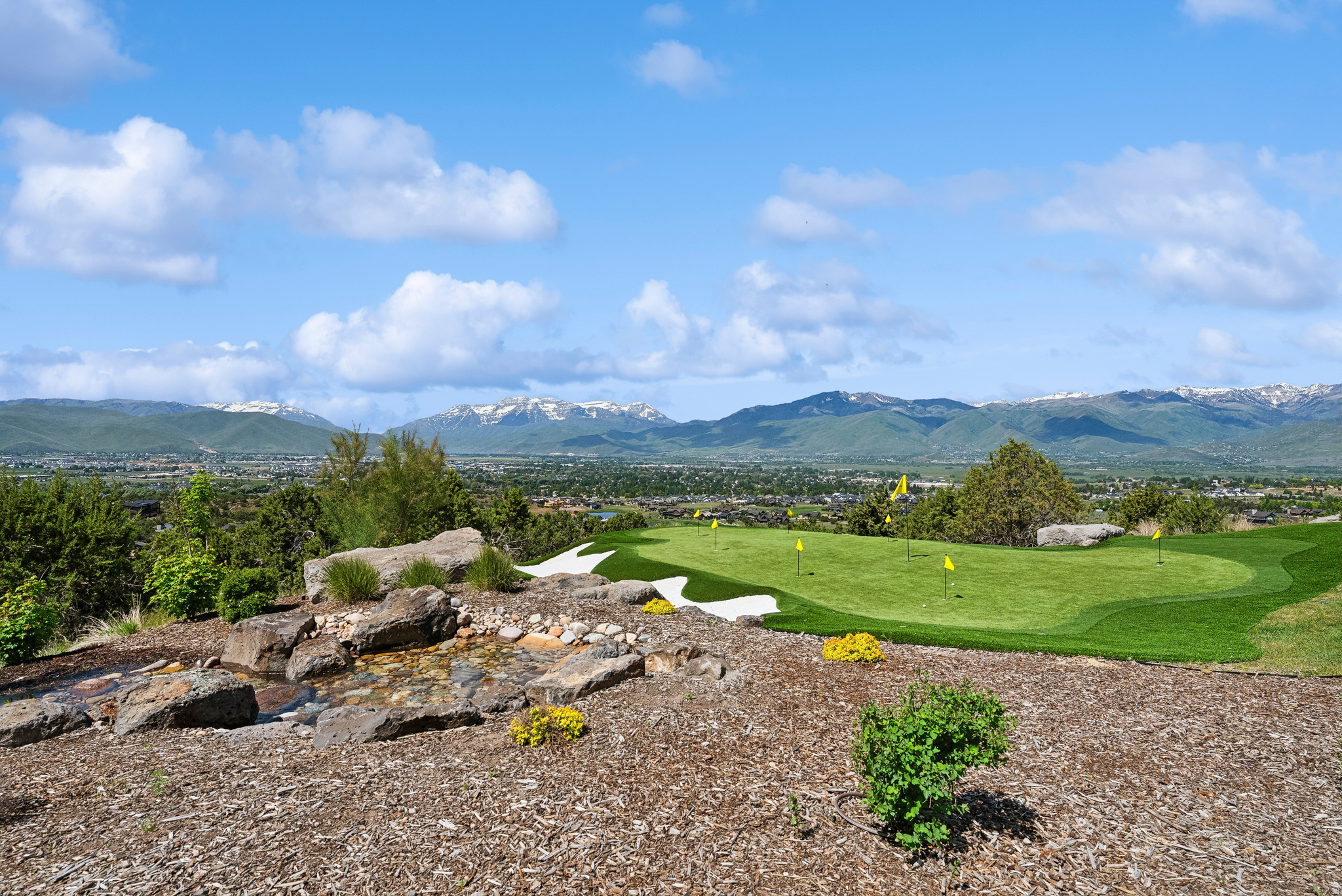 RED LEDGES - Residential