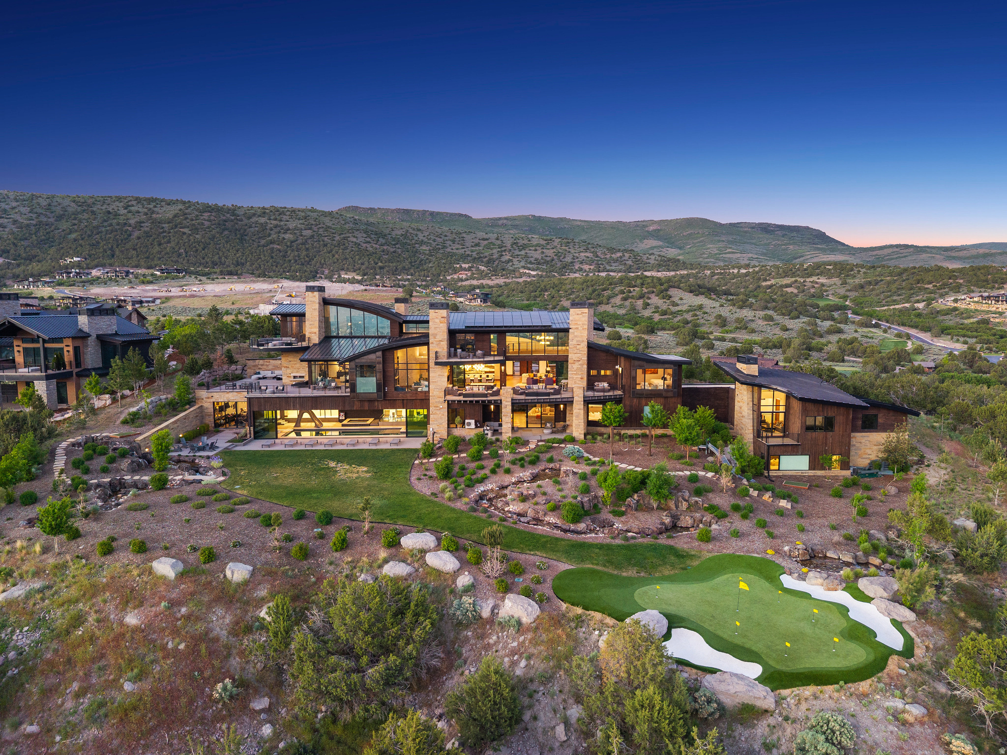 RED LEDGES - Residential