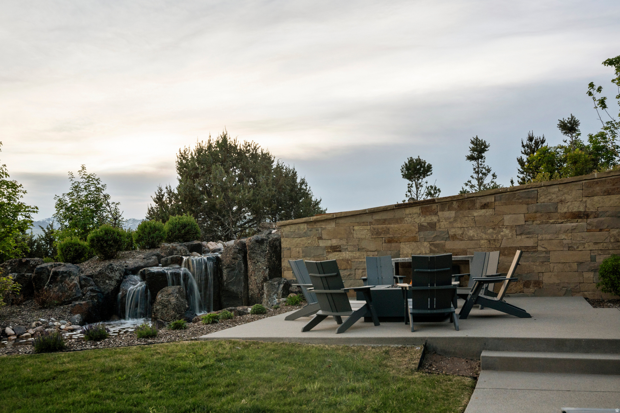 RED LEDGES - Residential