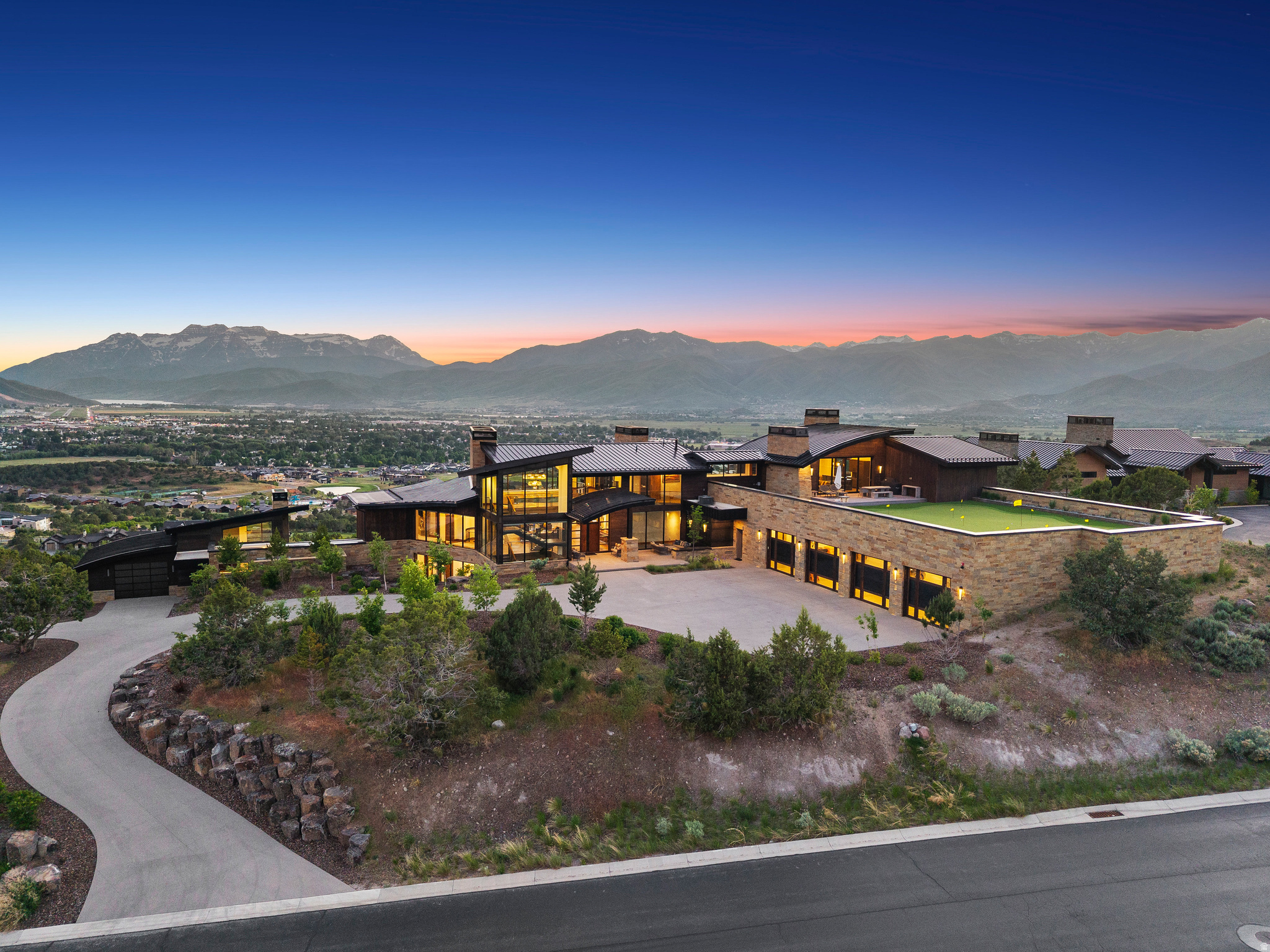 RED LEDGES - Residential