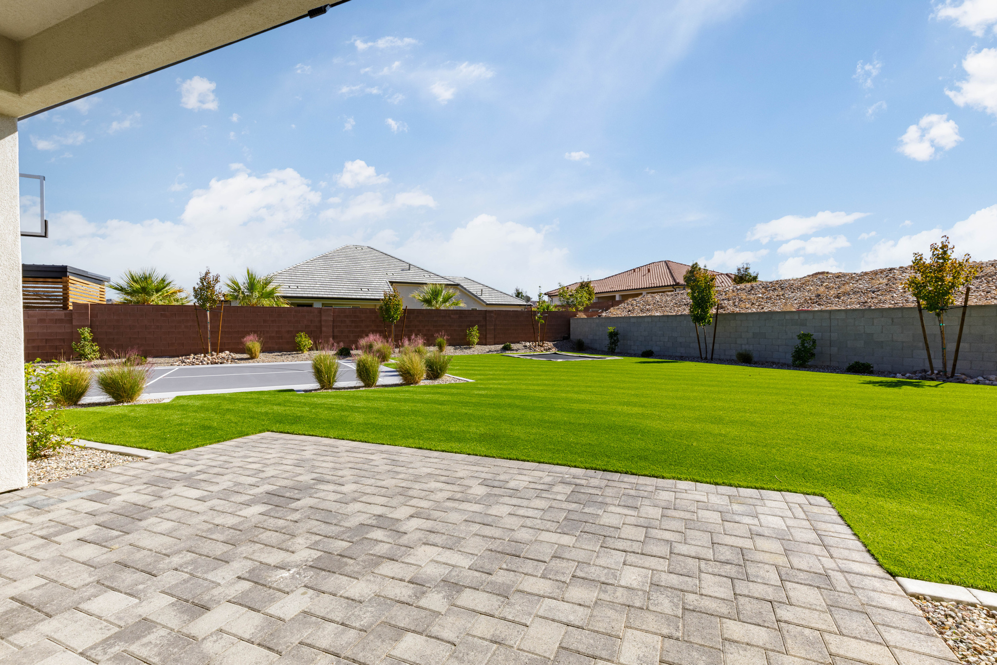 DESERT HORIZON 2 - Residential