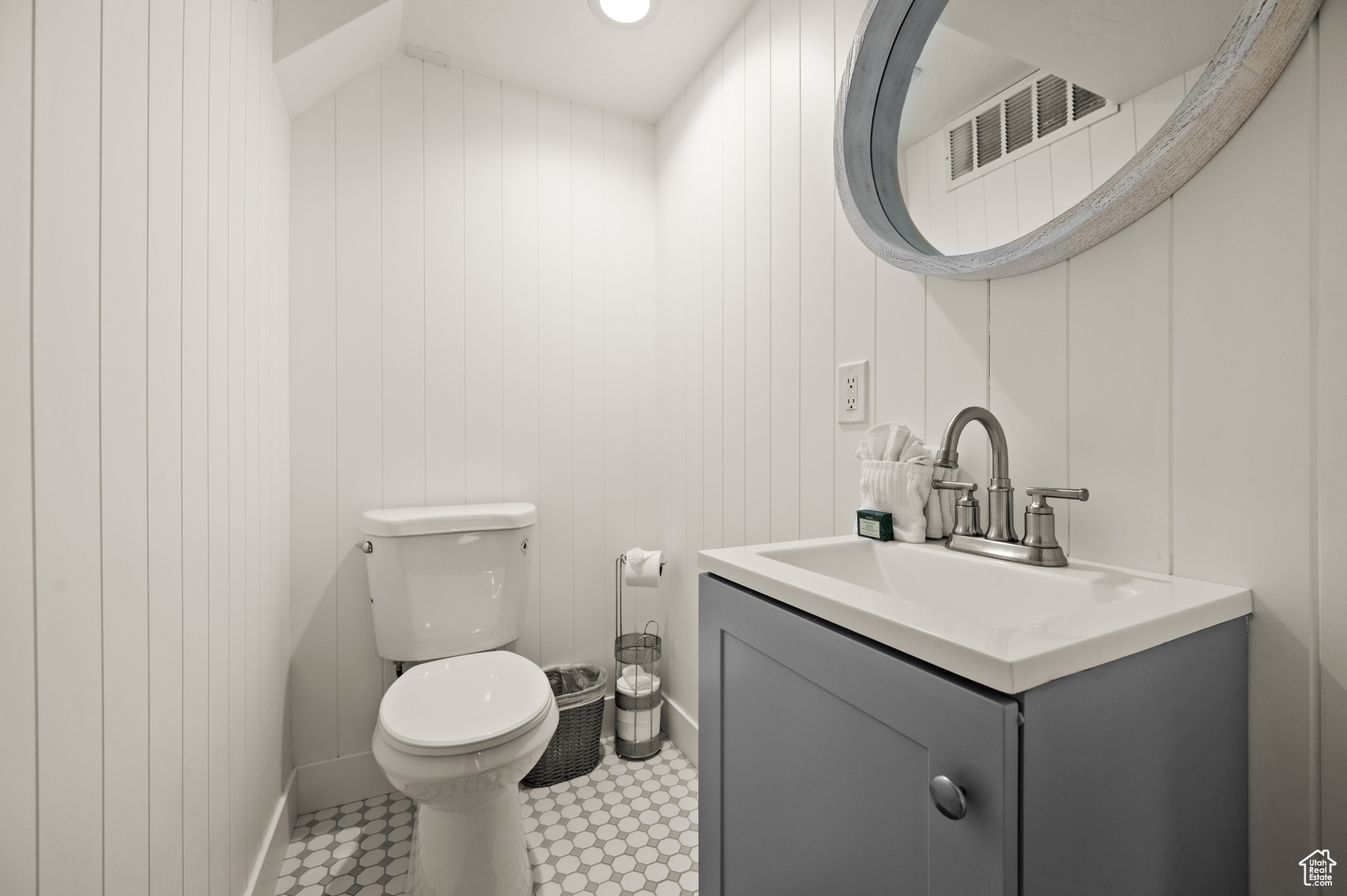MEADOW WILD TOWNHOUSE - Residential