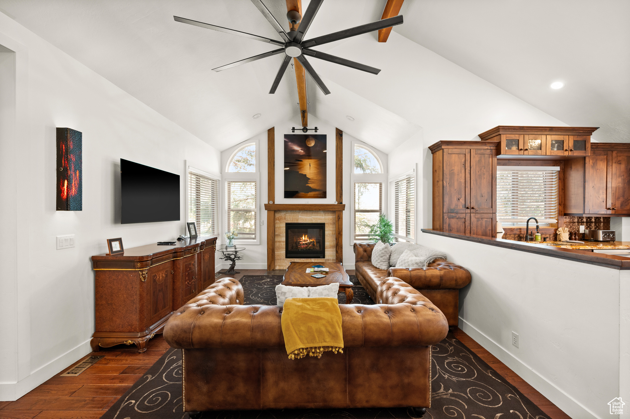 MEADOW WILD TOWNHOUSE - Residential