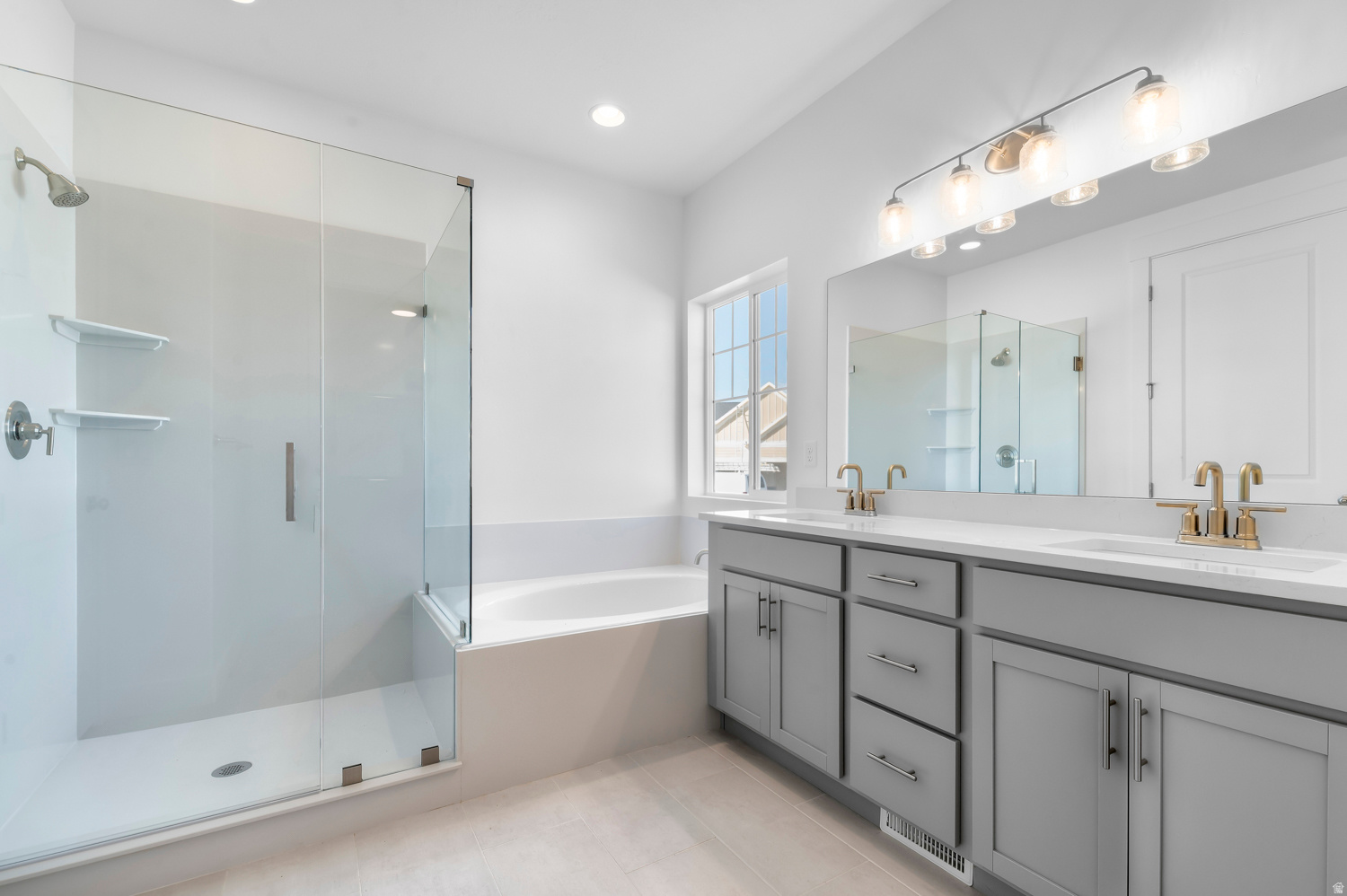 SAGEWOOD VILLAGE GARDENS 125 - Residential